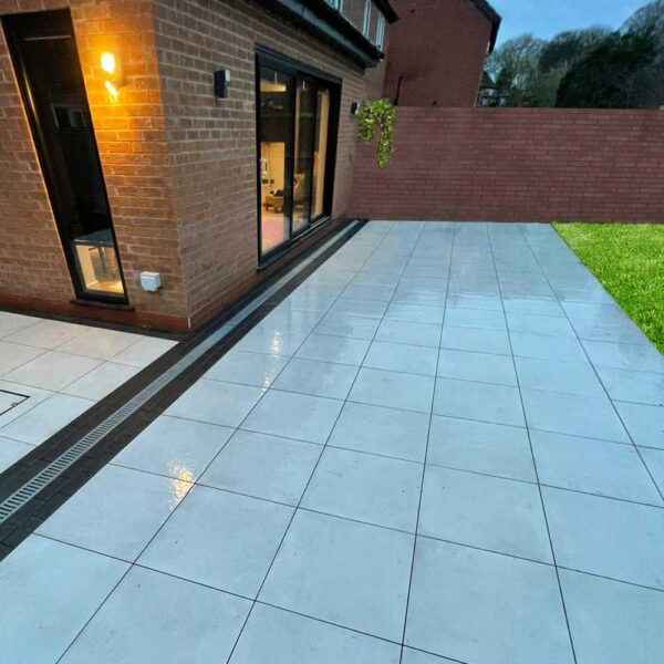 AOSTA WHITE PORCELAIN