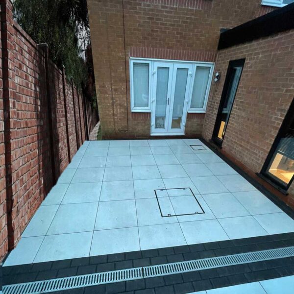 AOSTA WHITE PORCELAIN