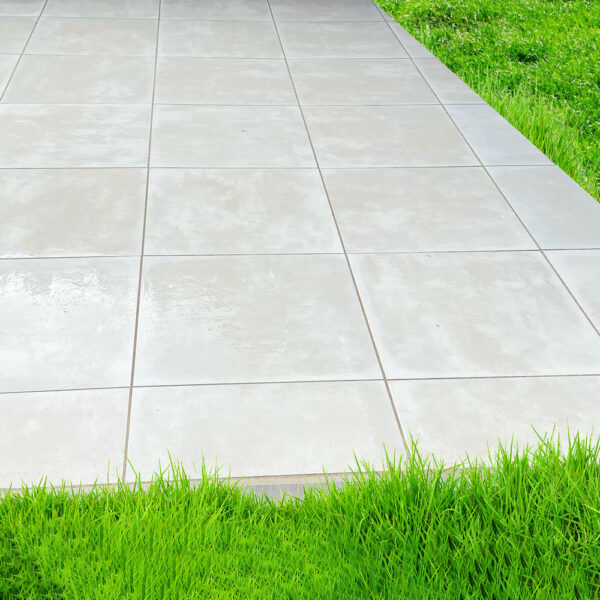 GROUND CREAM PORCELAIN