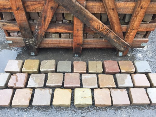 RAJ GREEN NATURAL COBBLES