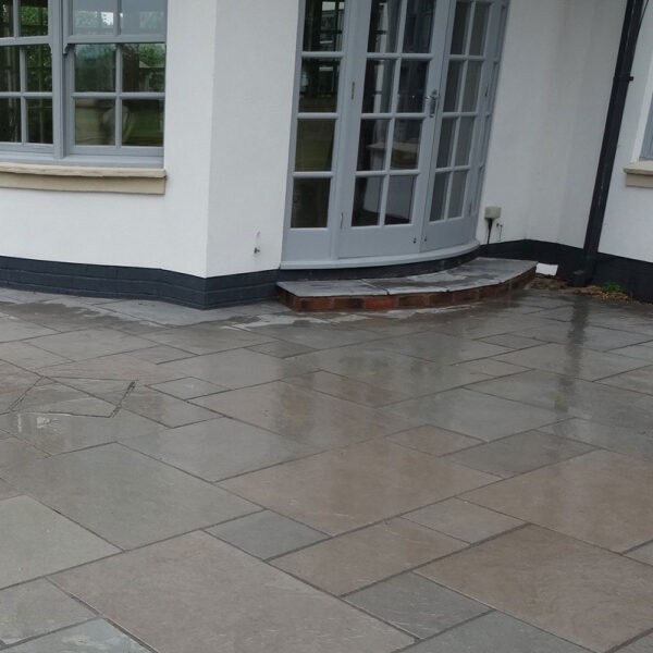 GREY LIMESTONE TUMBLED & BRUSHED