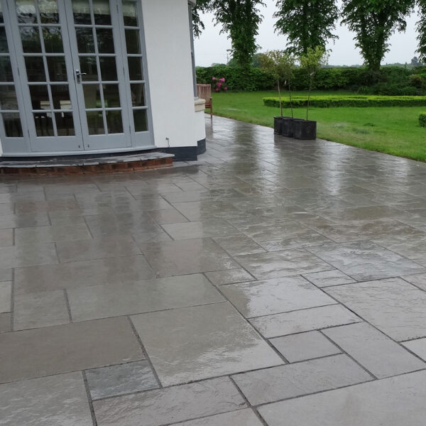 GREY LIMESTONE TUMBLED & BRUSHED