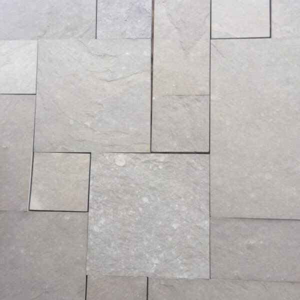 GREY LIMESTONE SAWN EDGES