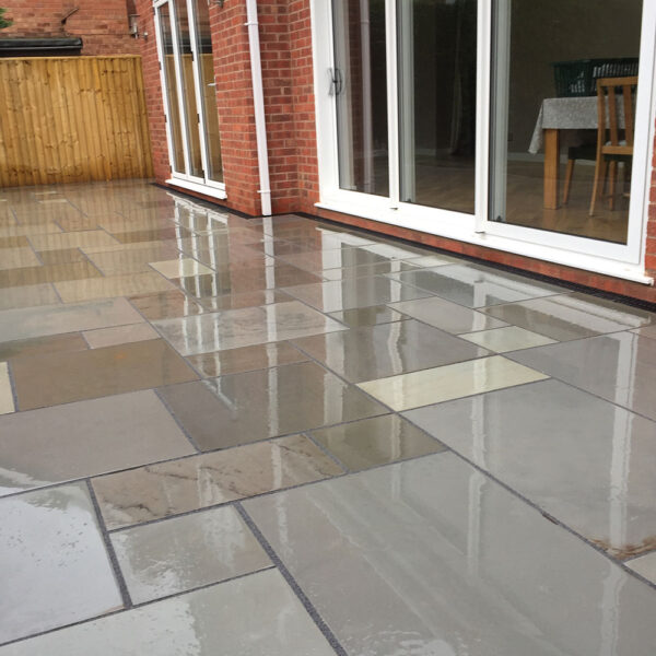 KANDLA GREY SAWN & HONED