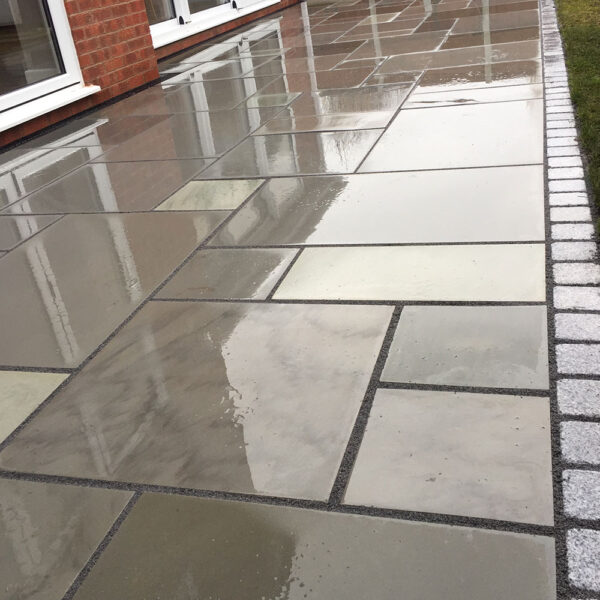 KANDLA GREY SAWN & HONED