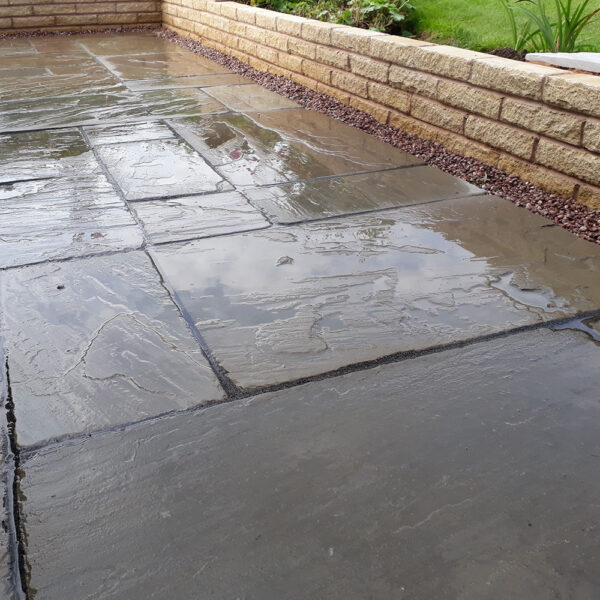 RAJ GREEN TUMBLED & AGED