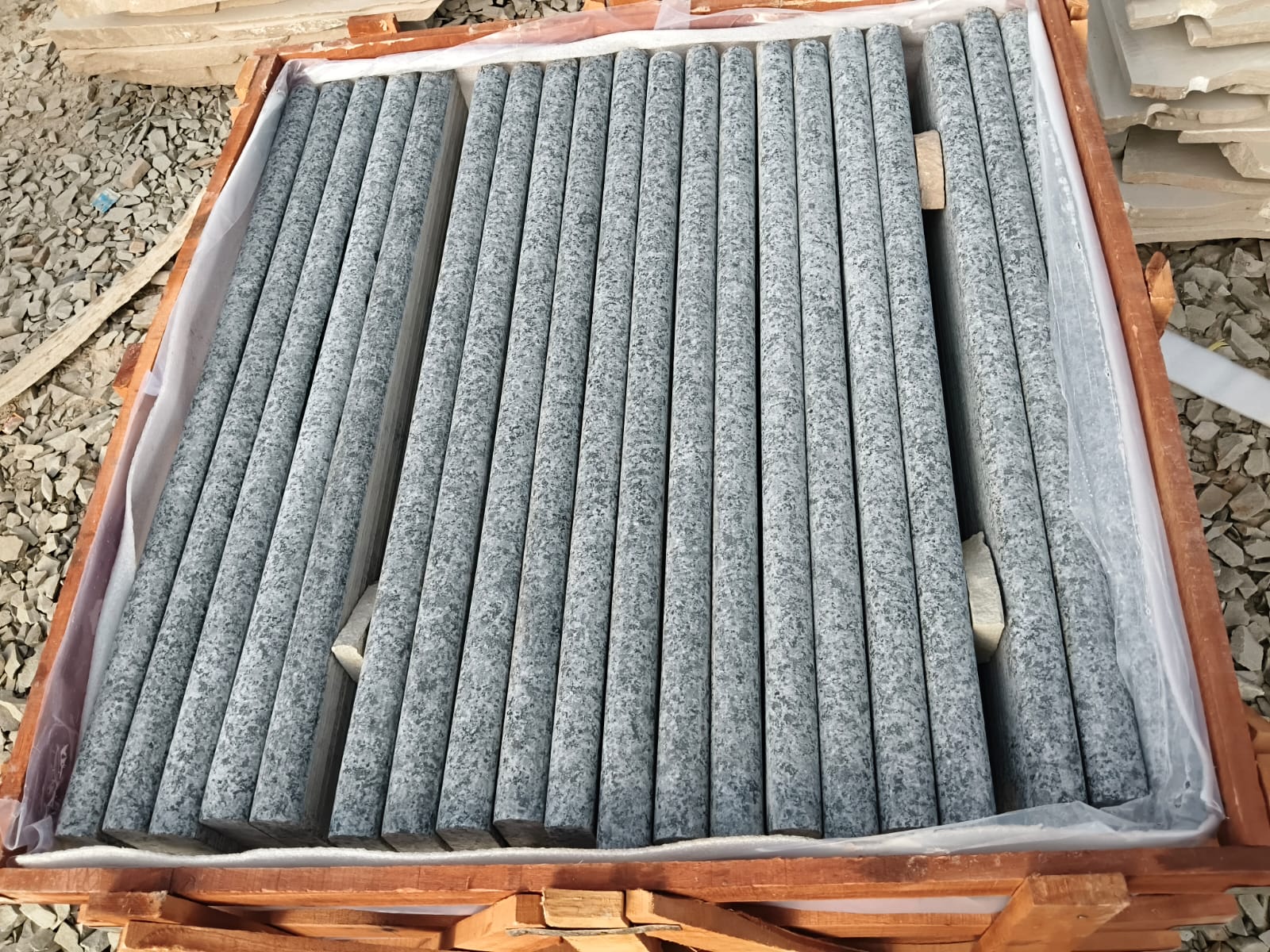 Crate with Granite Rounds